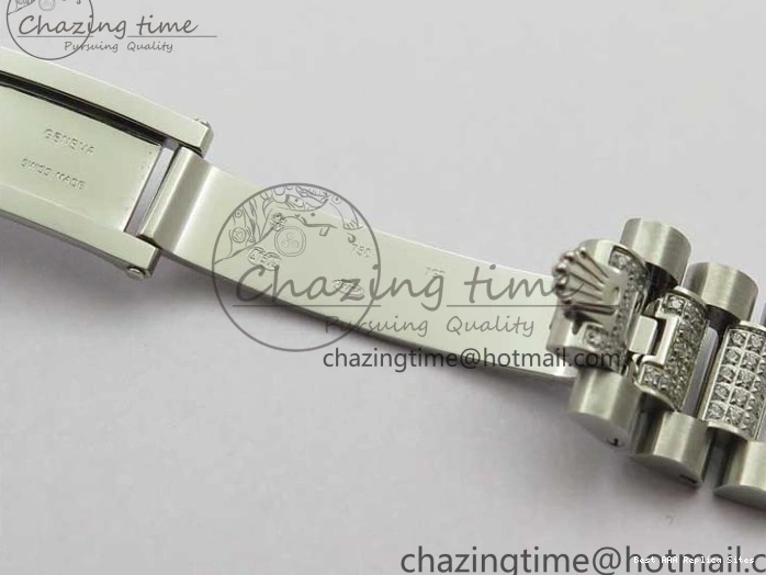 AAA Replica Watches 2682 Bracelet Edition MoistureWicking 36mm Day-Date MOP SS on Dial White President A 128239 Crystal Best SS Crystal Marker BP 1226